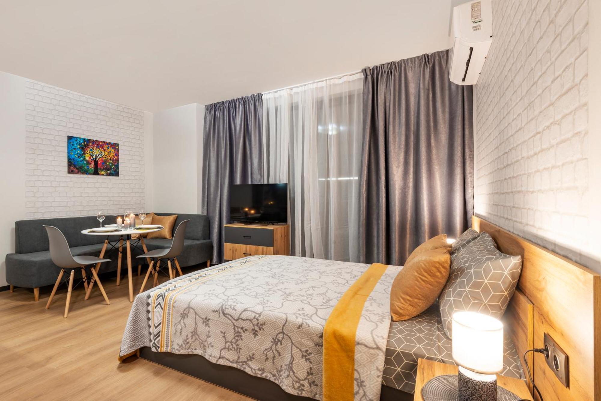 Best Guest 2 Apartments Plovdiv Exterior photo