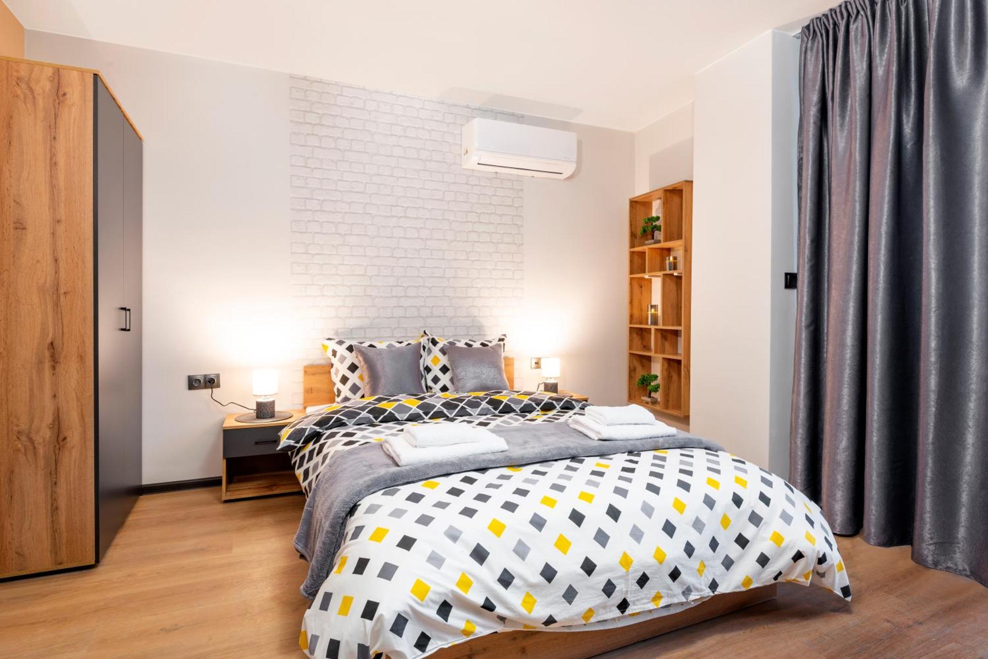 Best Guest 2 Apartments Plovdiv Exterior photo