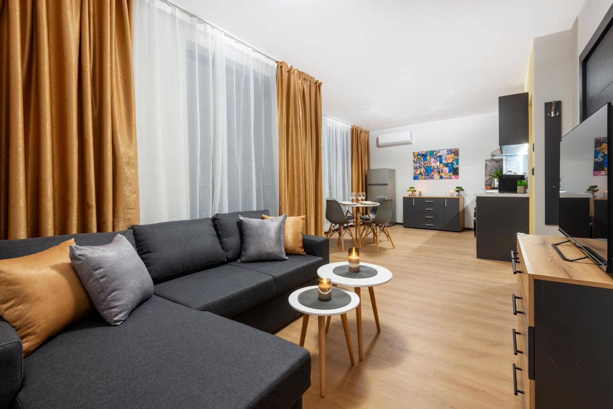 Best Guest 2 Apartments Plovdiv Exterior photo