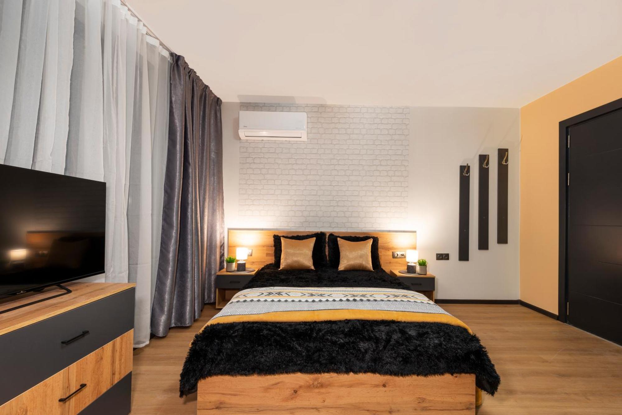 Best Guest 2 Apartments Plovdiv Exterior photo