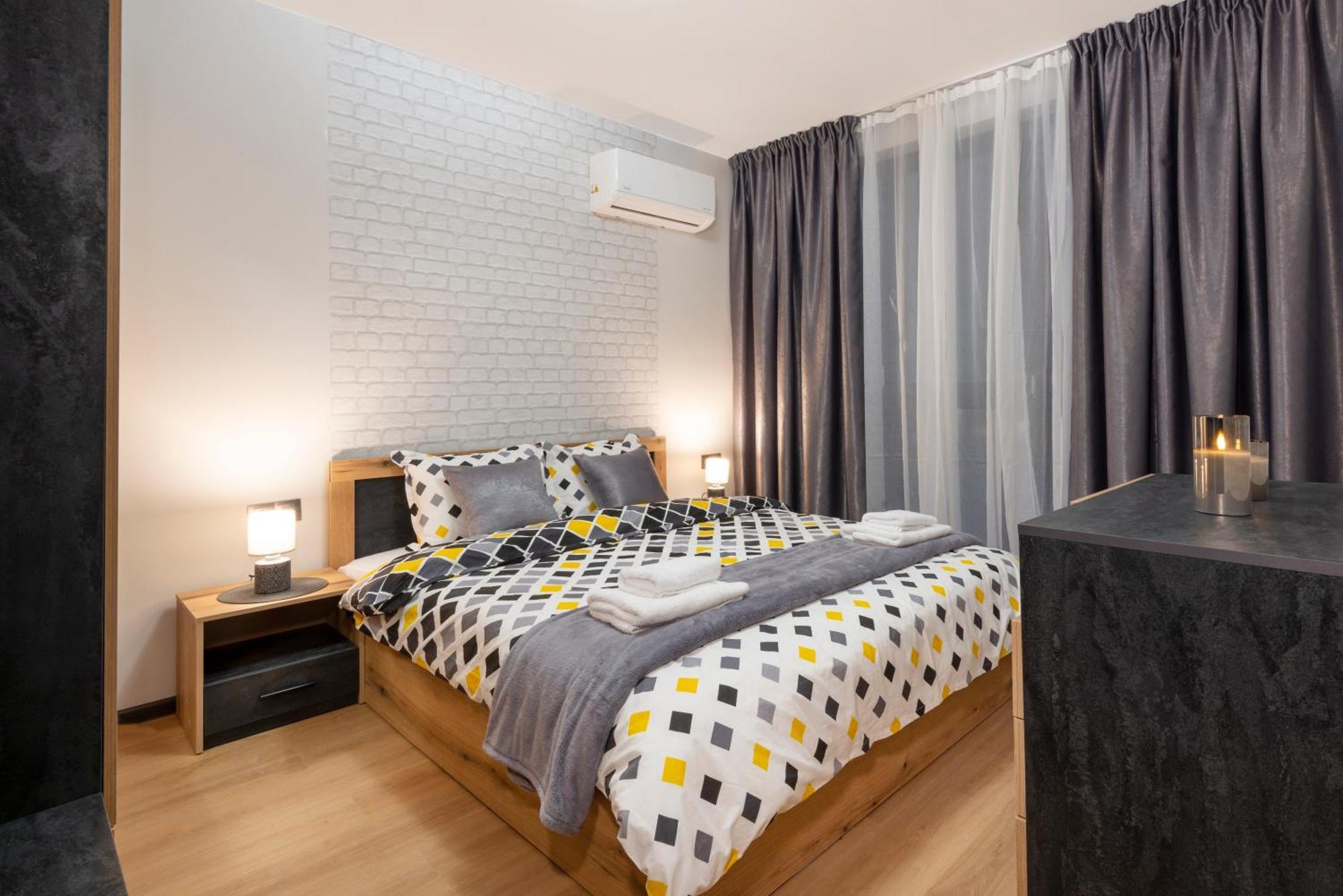 Best Guest 2 Apartments Plovdiv Exterior photo