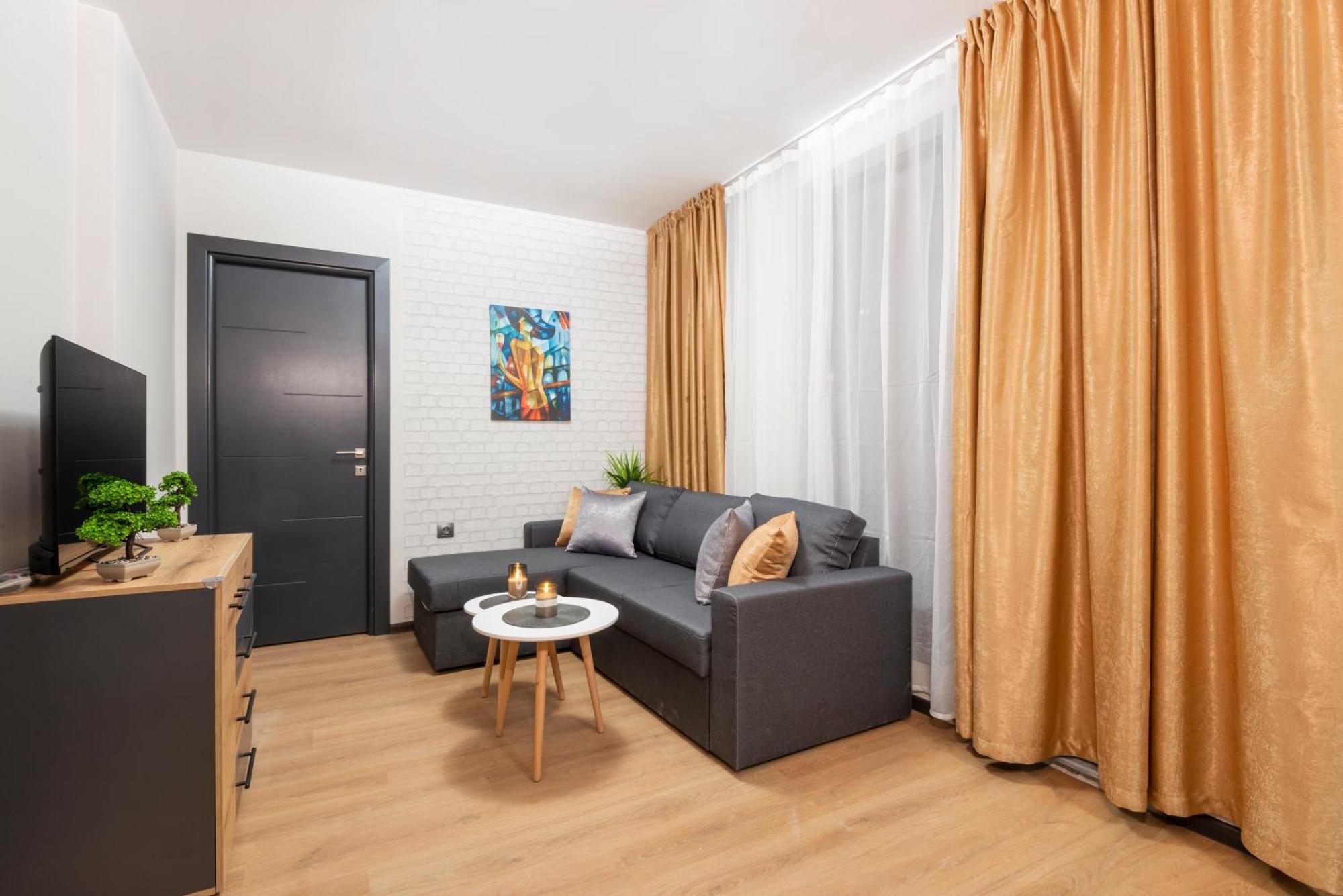Best Guest 2 Apartments Plovdiv Exterior photo